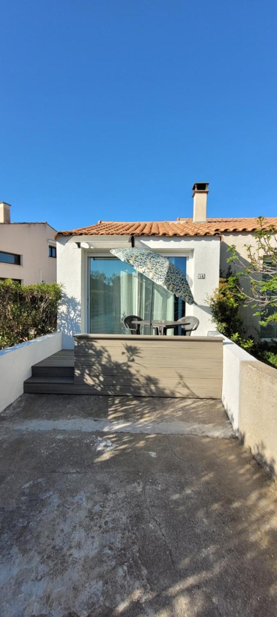 Villa Meze Avec Vue Face A L'Etang Exterior foto